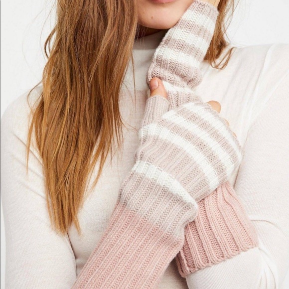 Free People Accessories - Uptown Ribbed Armwarmer